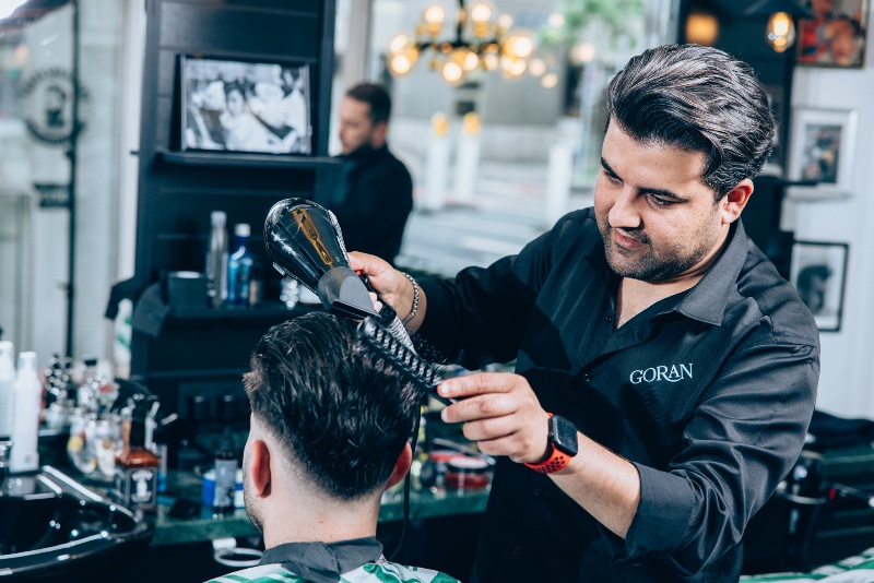 Goran — Senior Barber
